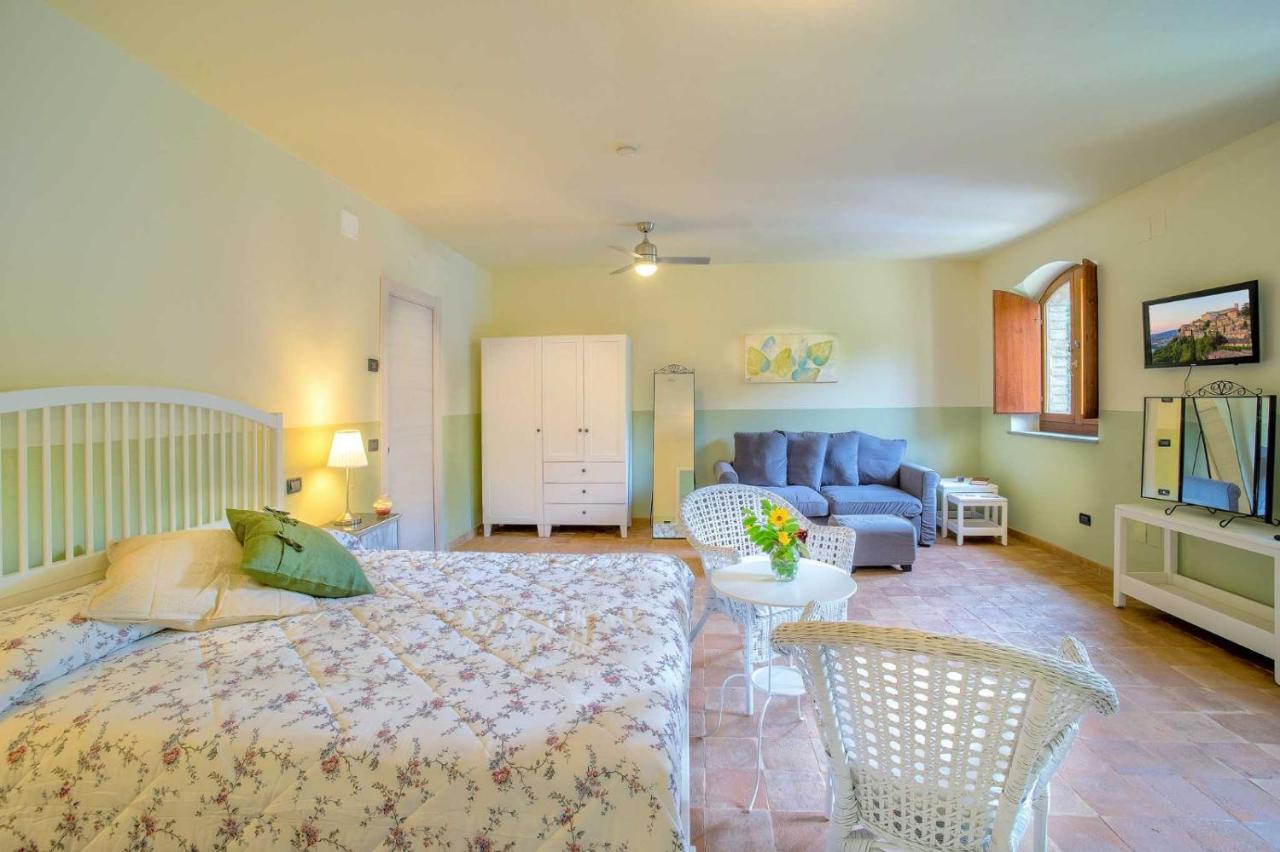 Torrenova Di Assisi Country House Buitenkant foto